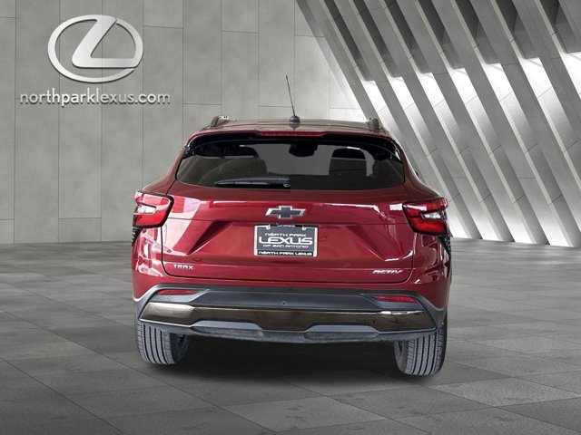 Used 2024 Chevrolet Trax ACTIV w/ Driver Confidence Package image 8