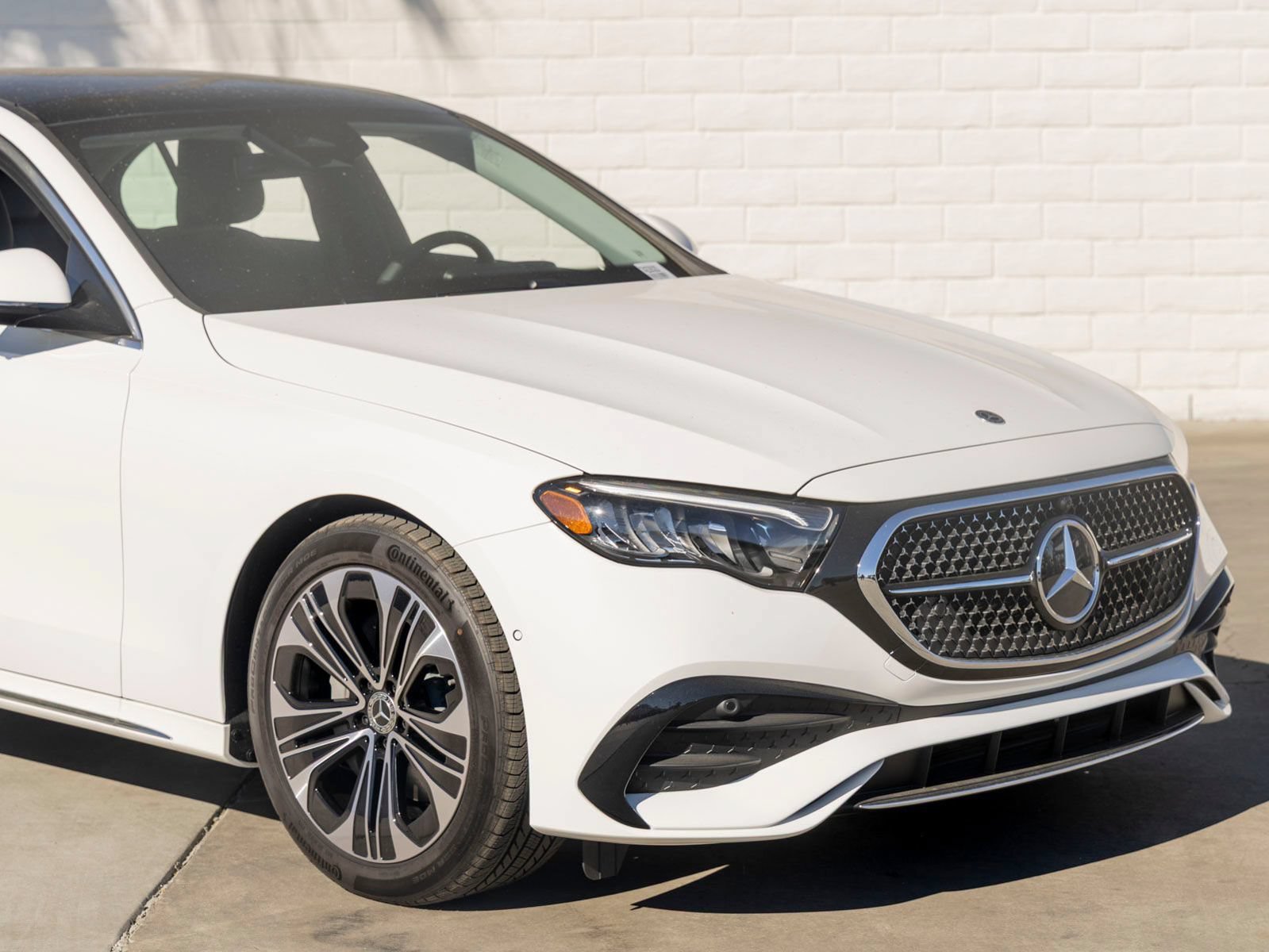 New 2026 Mercedes-Benz E 350 4MATIC Sedan video 3