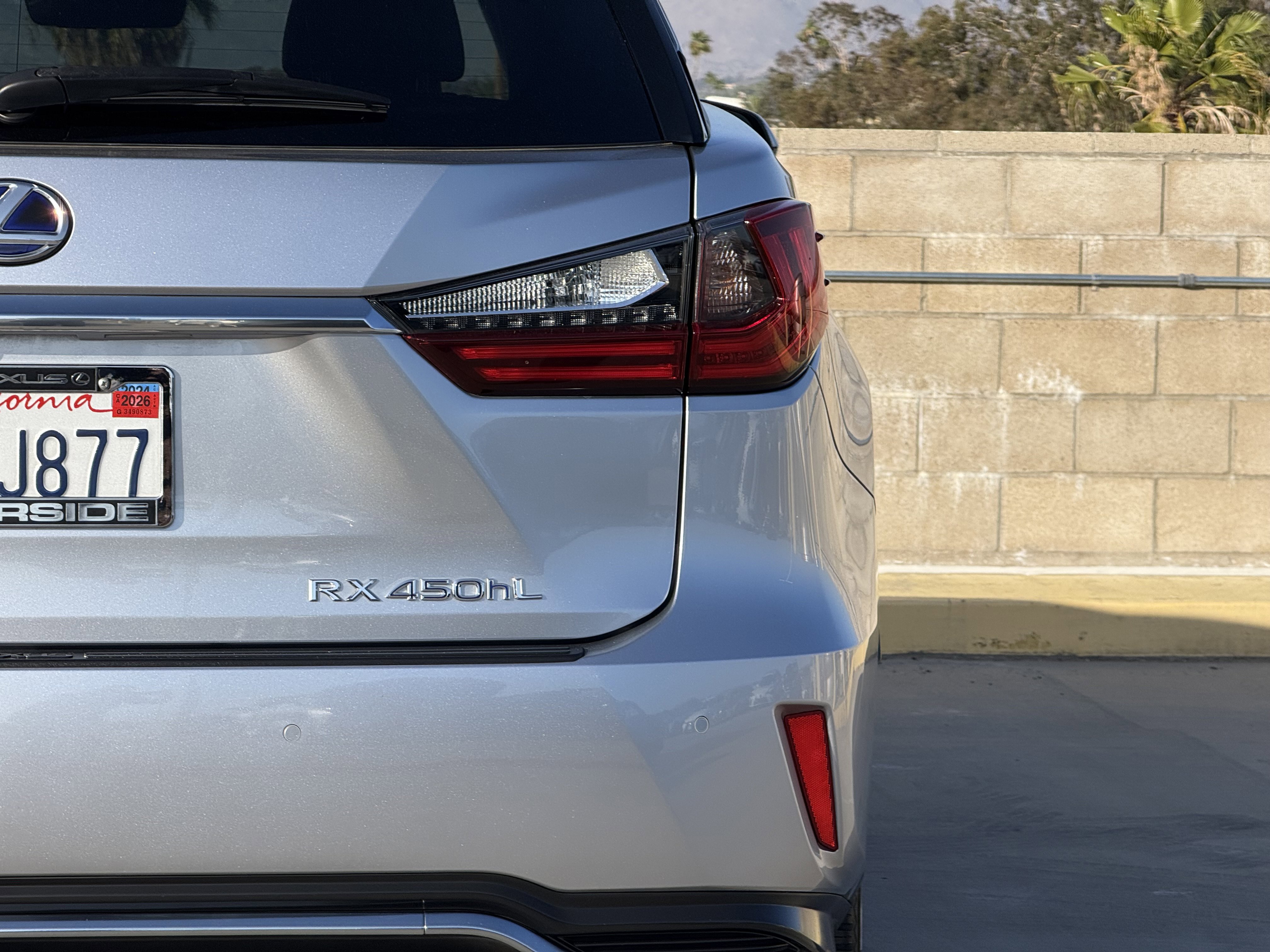 Certified 2022 Lexus RX 450hL AWD w/ Premium Package image 12