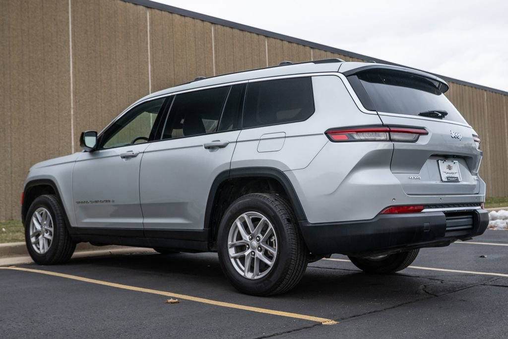 Used 2023 Jeep Grand Cherokee L Laredo w/ Trailer Tow Group (B) image 5