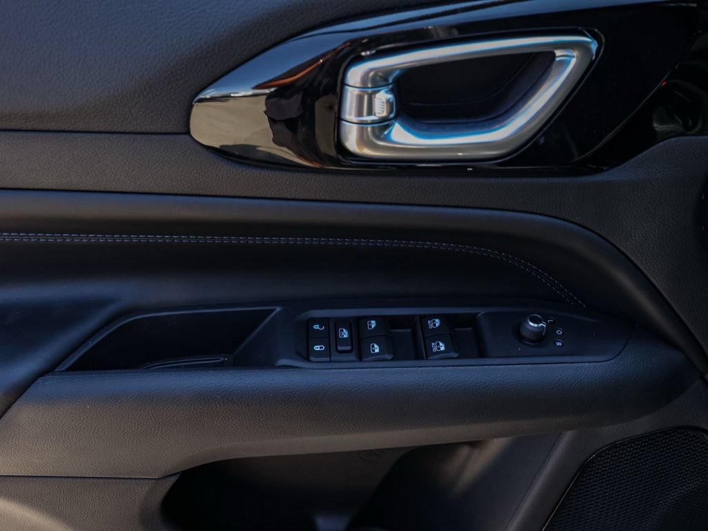 New 2026 Jeep Compass Latitude AWD/4WD image 24