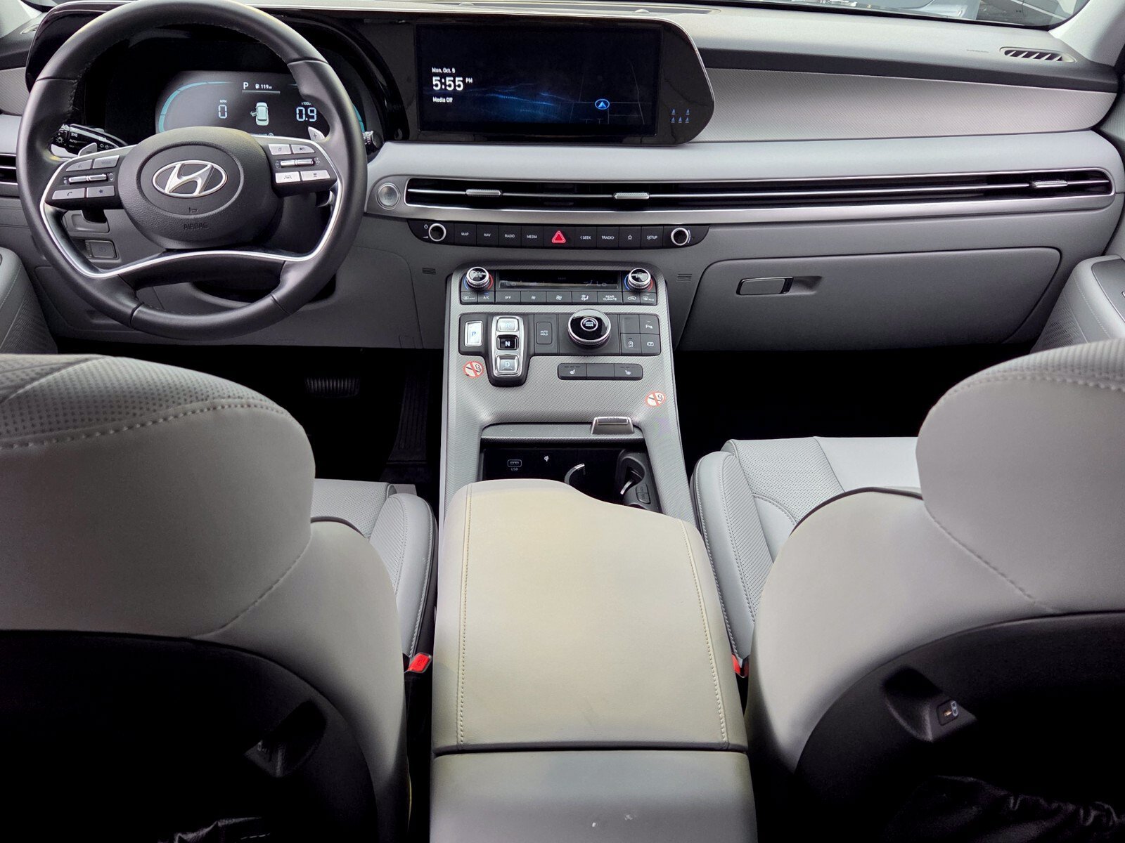 Certified 2025 Hyundai Palisade SEL FWD image 8