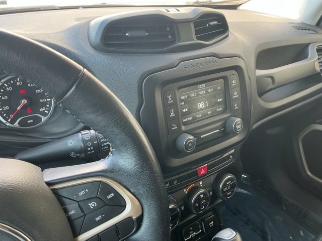 Used 2016 Jeep Renegade Limited AWD/4WD image 21