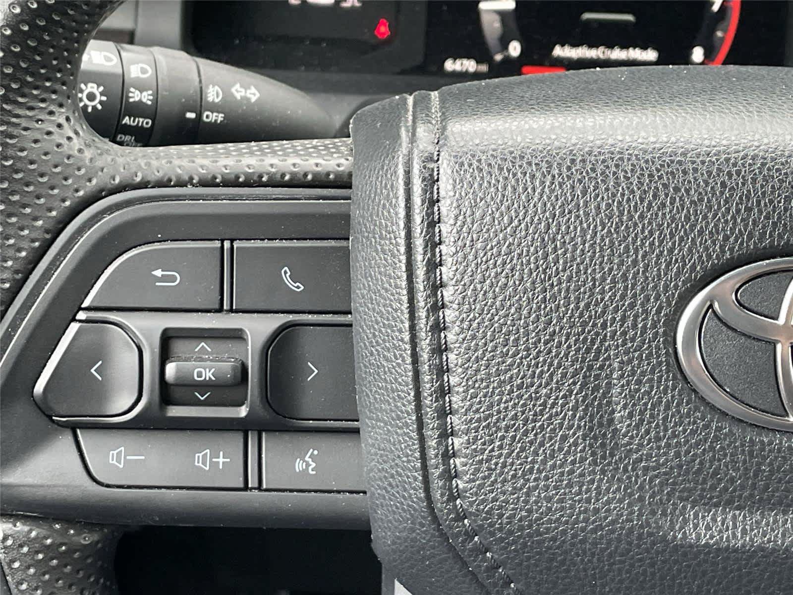 Used 2024 Toyota Tacoma SR5 AWD/4WD image 20