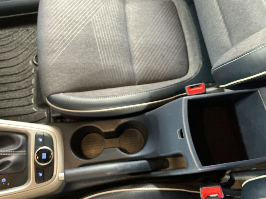 Certified 2024 Hyundai Venue Limited image 8