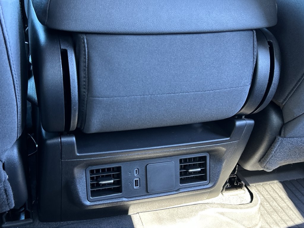New 2026 Chevrolet Silverado 1500 Custom Trail Boss w/ LPO, Dark Essentials Package AWD/4WD image 20