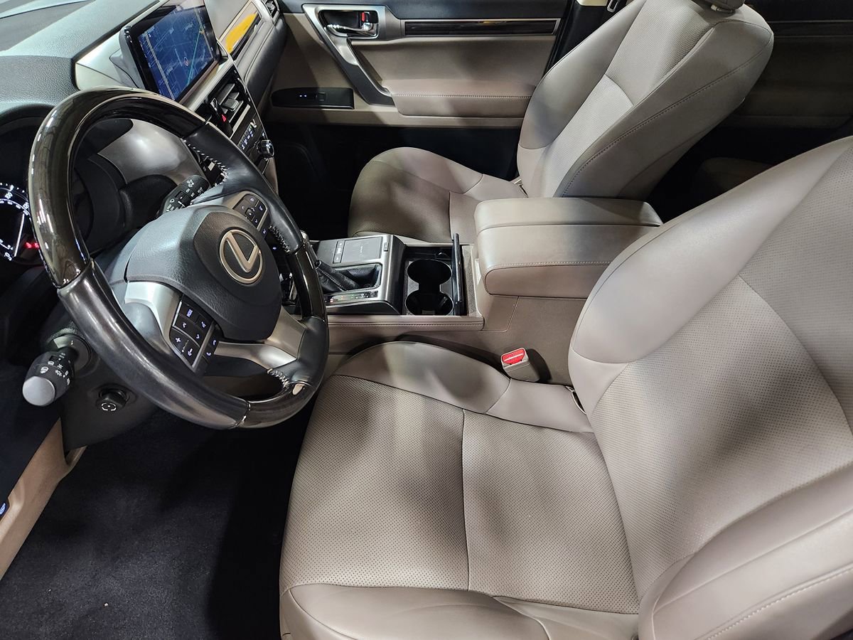 Used 2023 Lexus GX 460 Premium w/ Premium Package AWD/4WD image 29