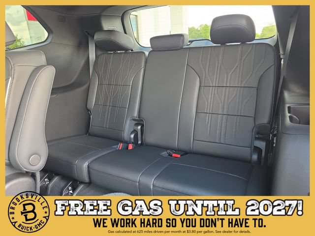 New 2027 Buick Enclave Avenir w/ LPO, Floor Liner Package FWD image 16