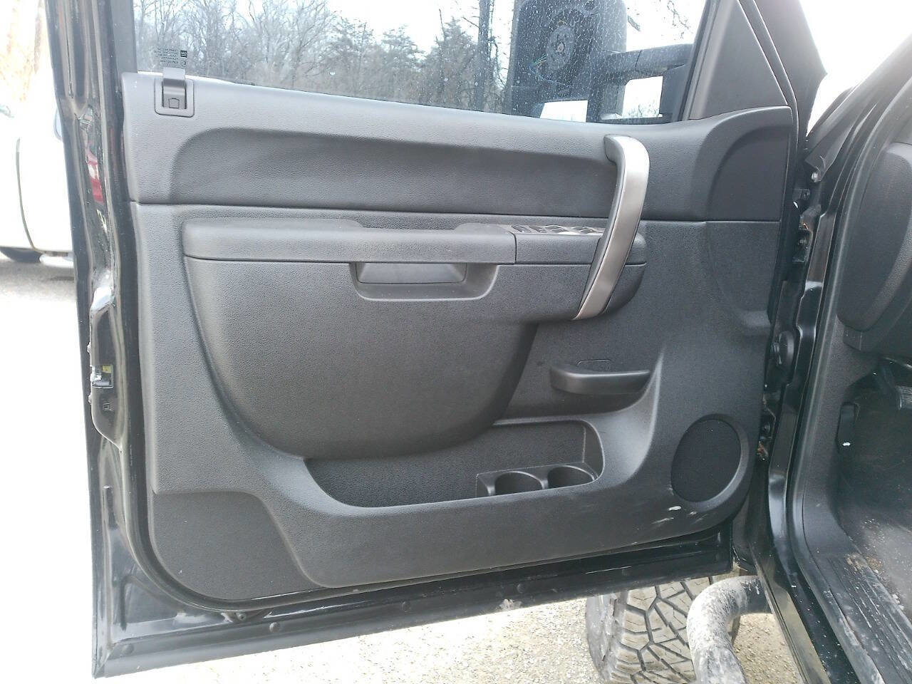 Used 2011 GMC Sierra 2500 SLE w/ SLE Preferred Package image 18