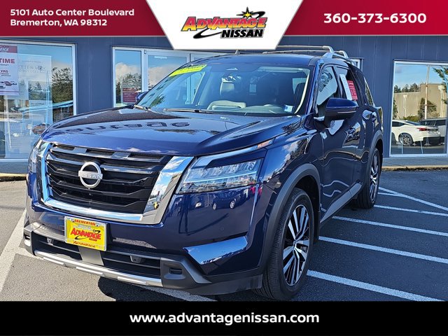 Used 2024 Nissan Pathfinder SL w/ SL Premium Package image 1