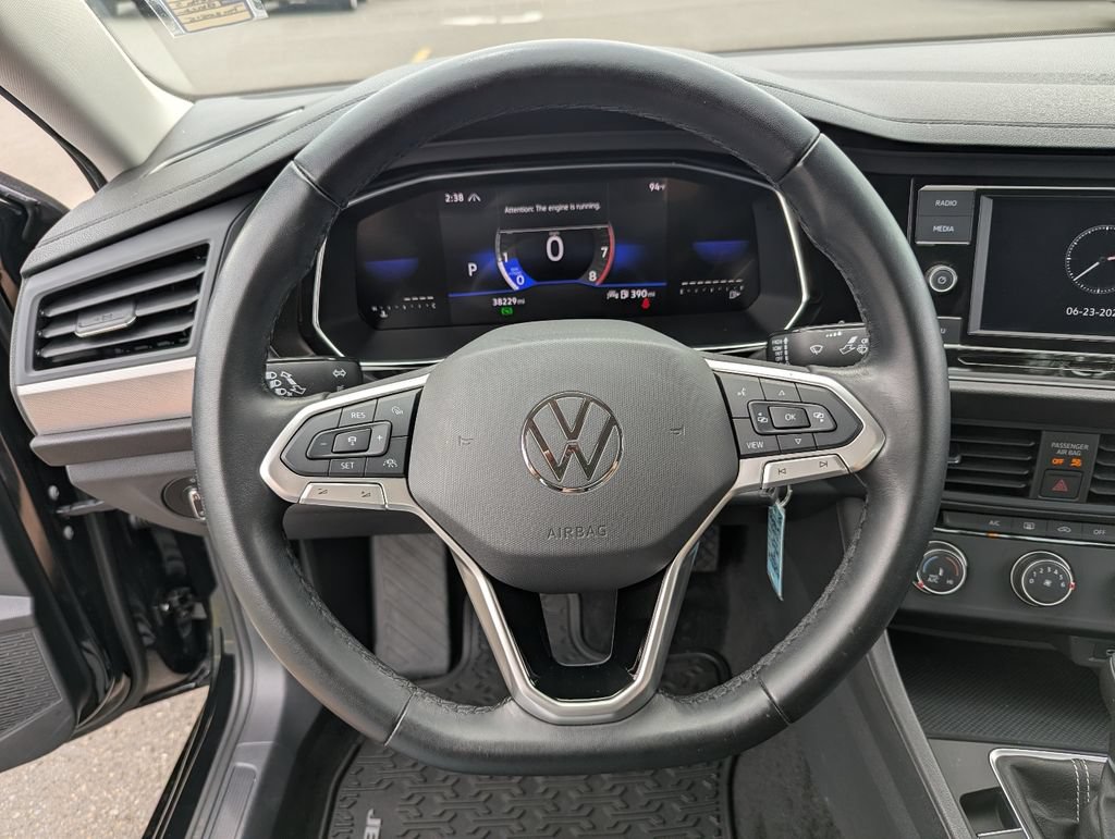 Used 2023 Volkswagen Jetta S FWD image 13