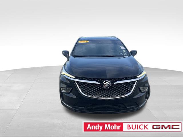 Used 2023 Buick Enclave Avenir w/ Avenir Technology Package AWD/4WD image 2