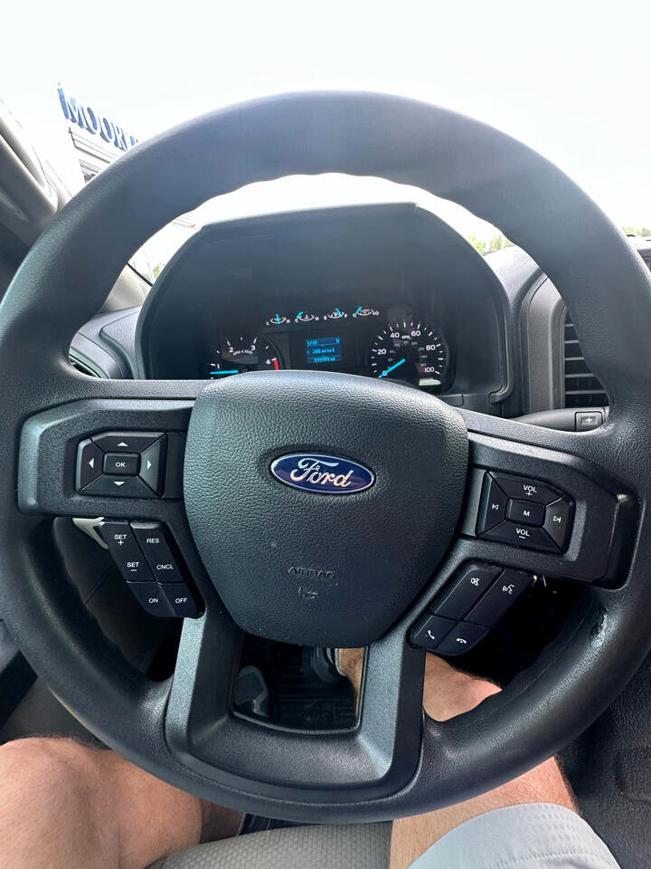 Used 2022 Ford F350 XL w/ Power Equipment Group image 12