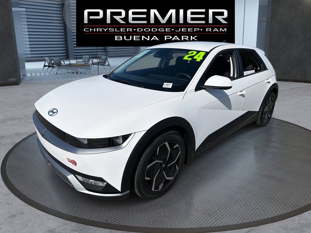 Used 2024 Hyundai Ioniq 5 SEL RWD image 1