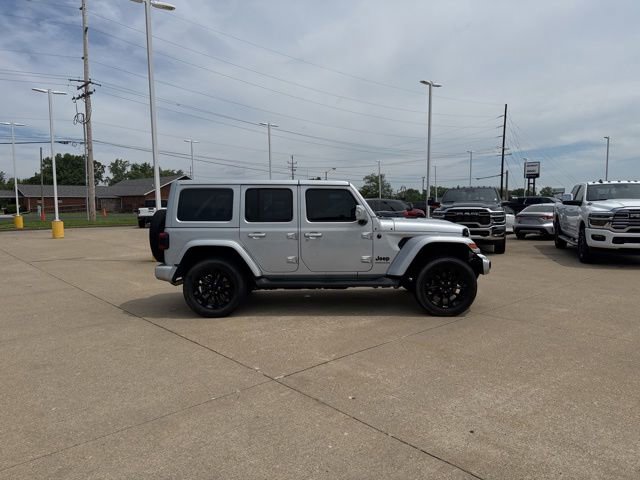 Used 2023 Jeep Wrangler Unlimited Sahara AWD/4WD image 8