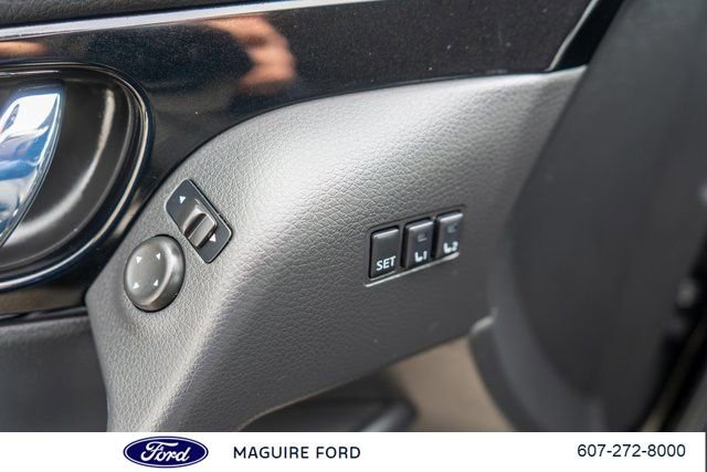 Used 2022 Nissan Rogue Sport SV w/ Technology Package AWD/4WD image 21