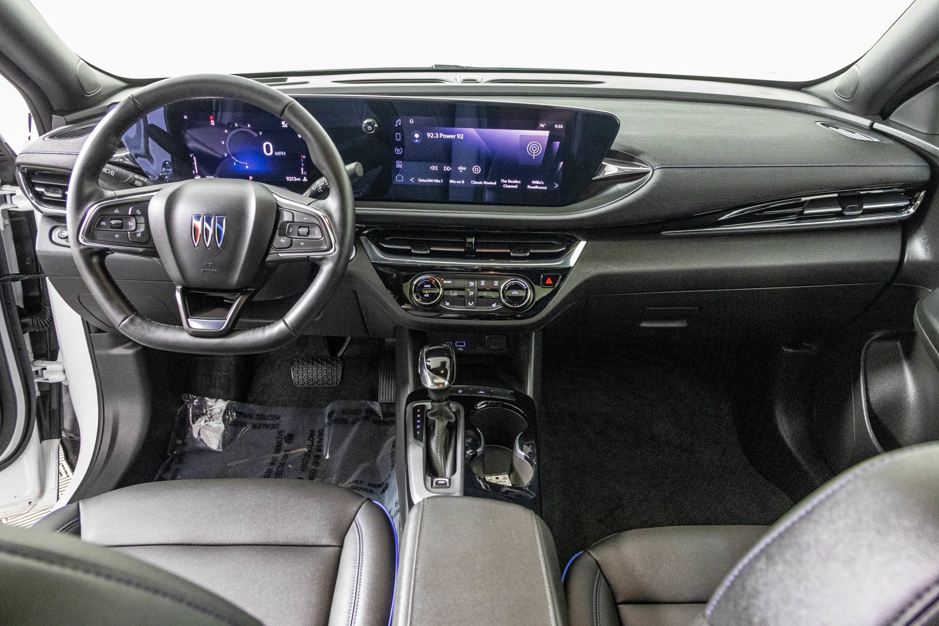 Used 2025 Buick Envista Sport Touring w/ Convenience I Package FWD image 27