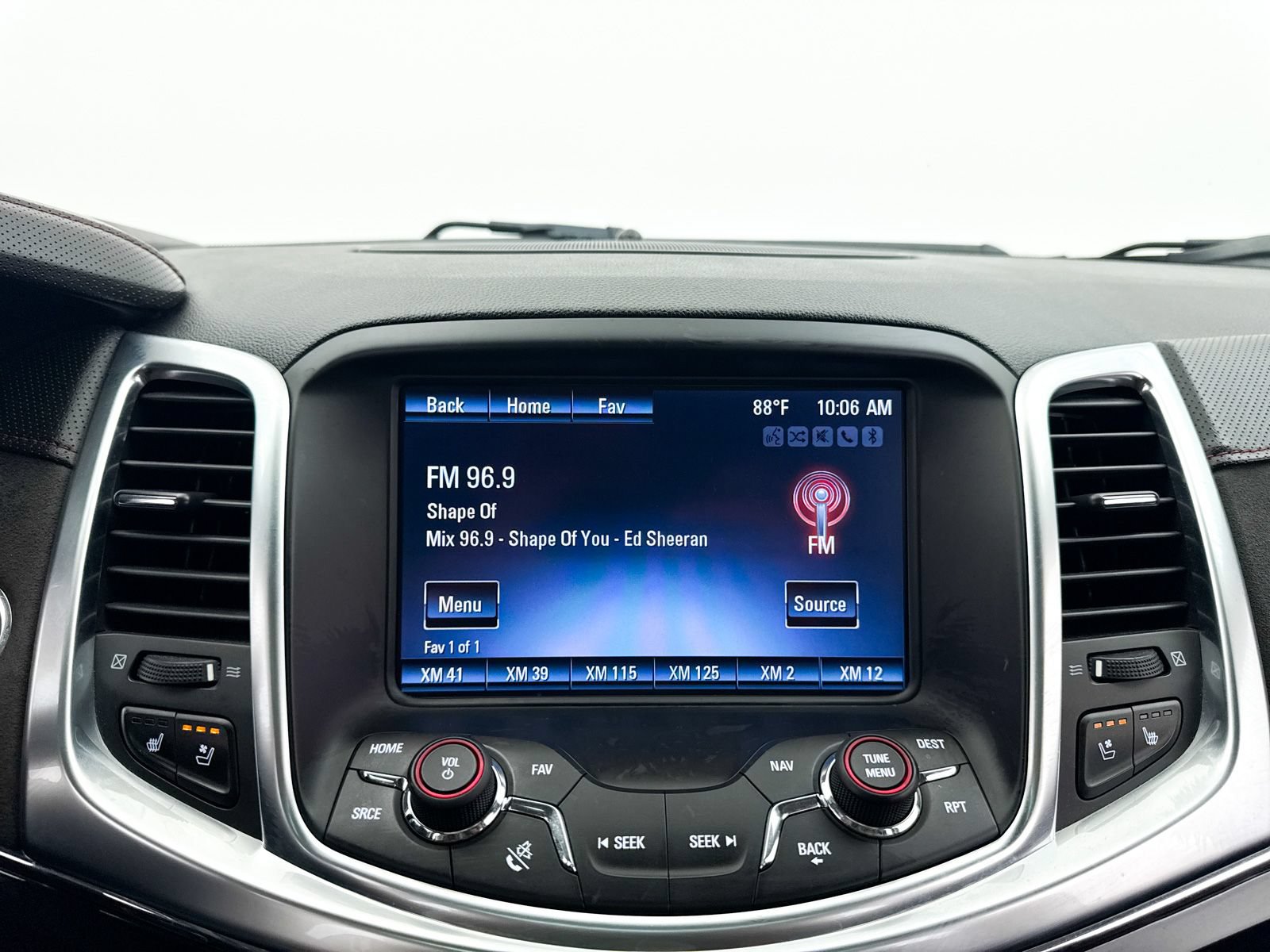 Used 2016 Chevrolet SS RWD image 27