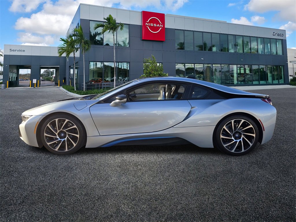 Used 2015 BMW i8 image 4