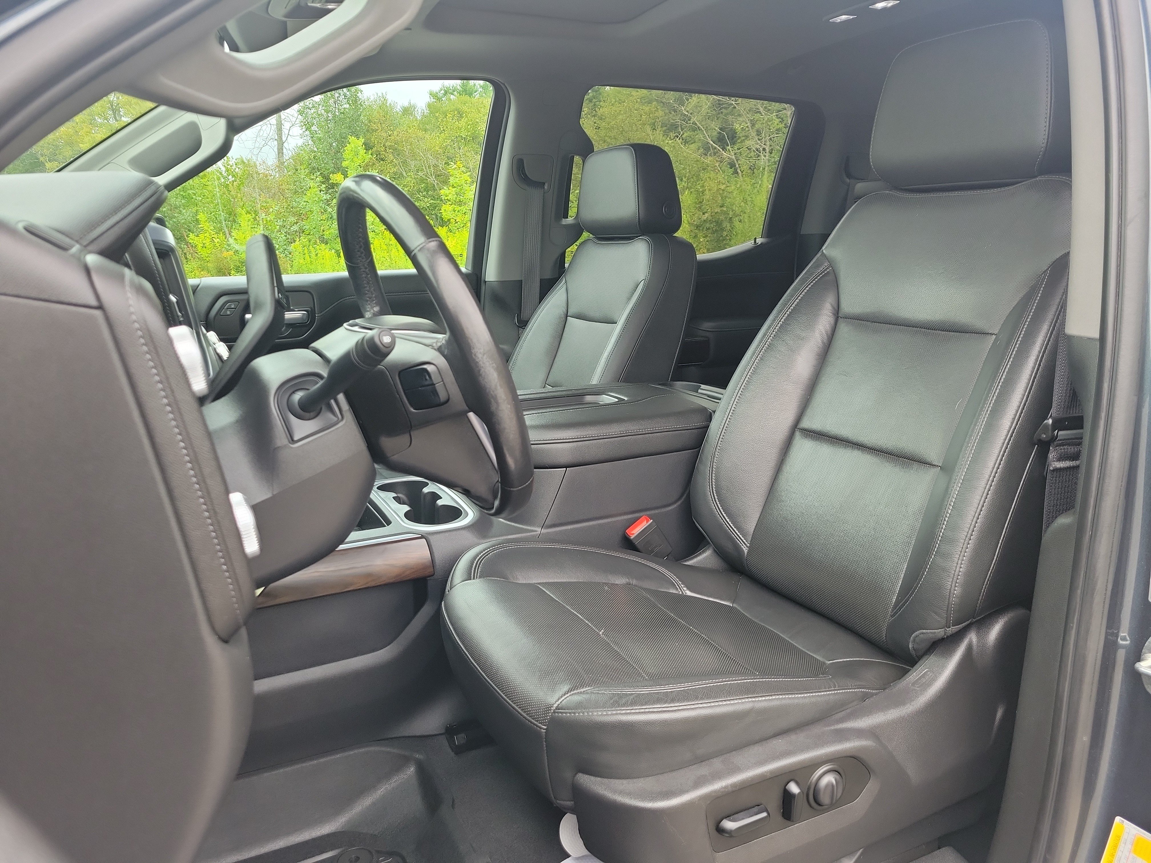 Used 2019 GMC Sierra 1500 SLT w/ SLT Premium Plus Package AWD/4WD image 14