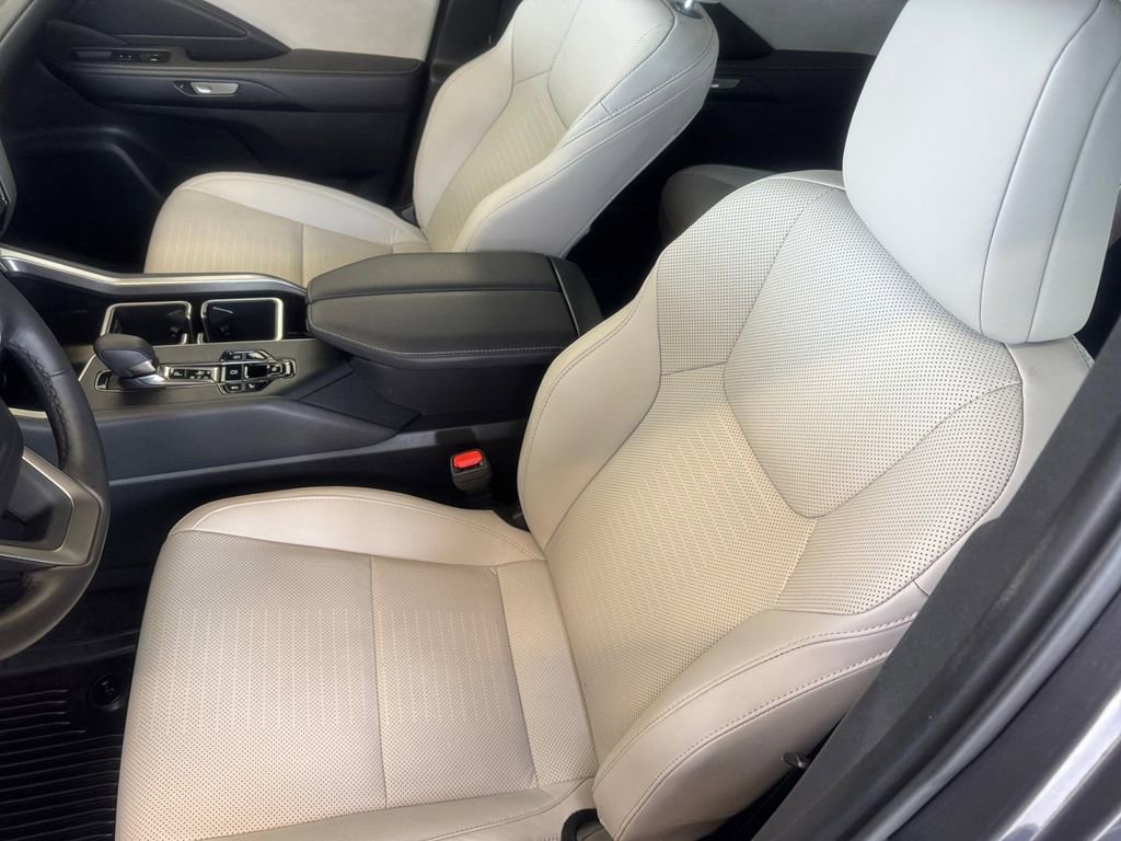 Used 2025 Lexus TX 350 AWD w/ Technology Package image 8