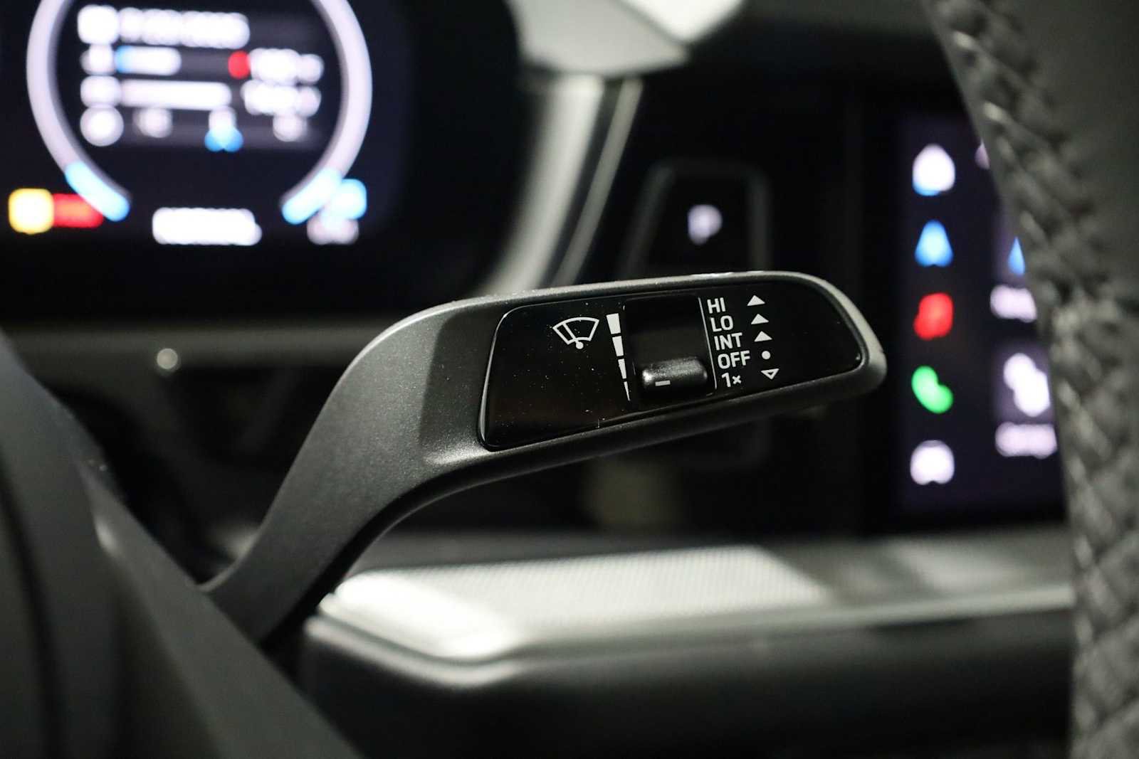 New 2025 Porsche Cayenne Coupe image 29