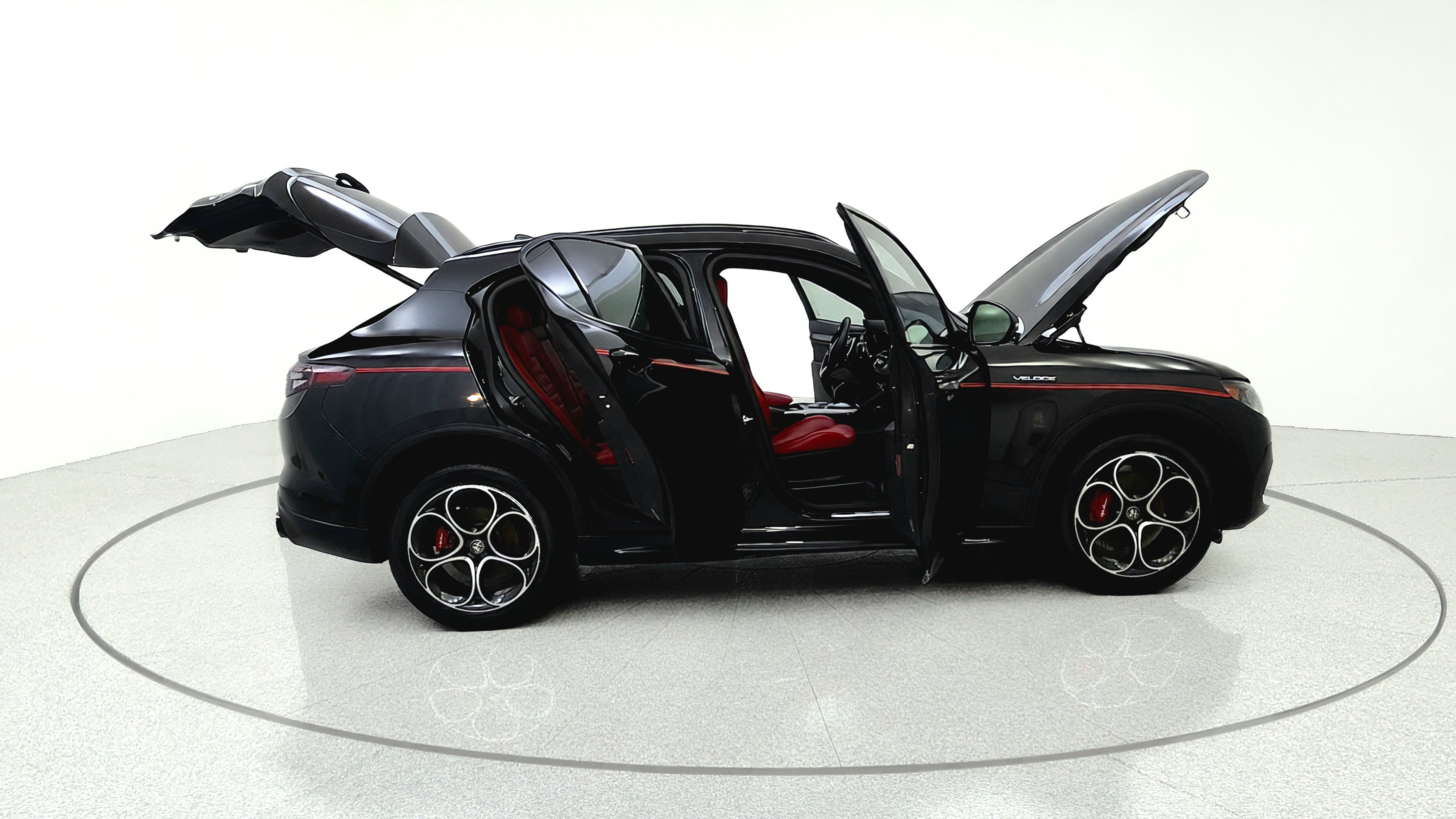 Used 2024 Alfa Romeo Stelvio Veloce AWD/4WD image 14