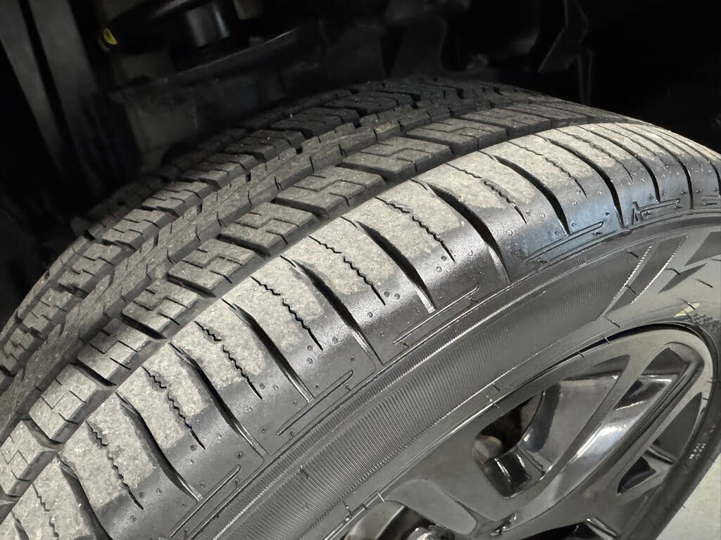 Used 2017 Jeep Renegade Altitude image 3