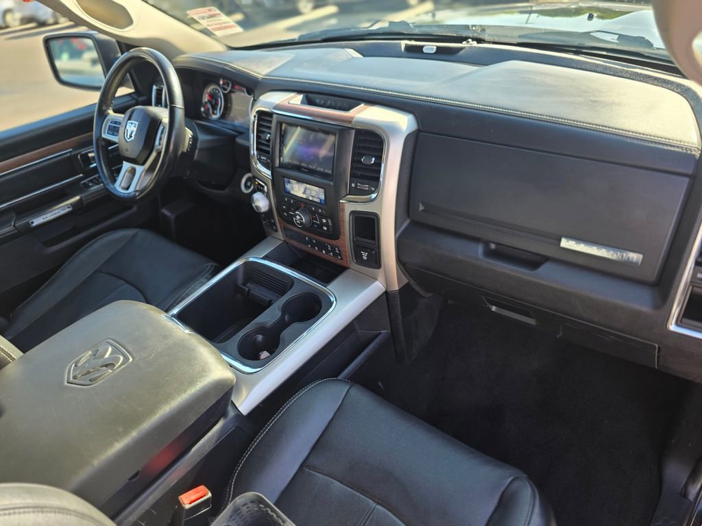 Used 2017 RAM 1500 Laramie w/ Convenience Group image 8