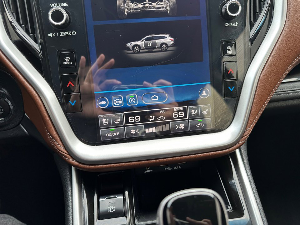 Used 2022 Subaru Outback Touring XT image 22