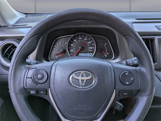 Used 2015 Toyota RAV4 LE image 29