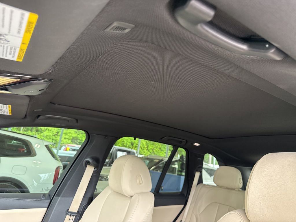 Used 2019 BMW X5 xDrive40i w/ Convenience Package AWD/4WD image 8