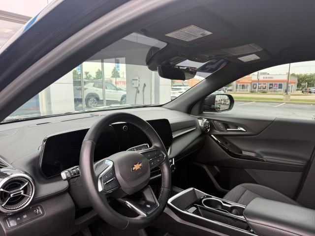 Certified 2025 Chevrolet Equinox LT w/ Safety and Technology Package FWD image 7