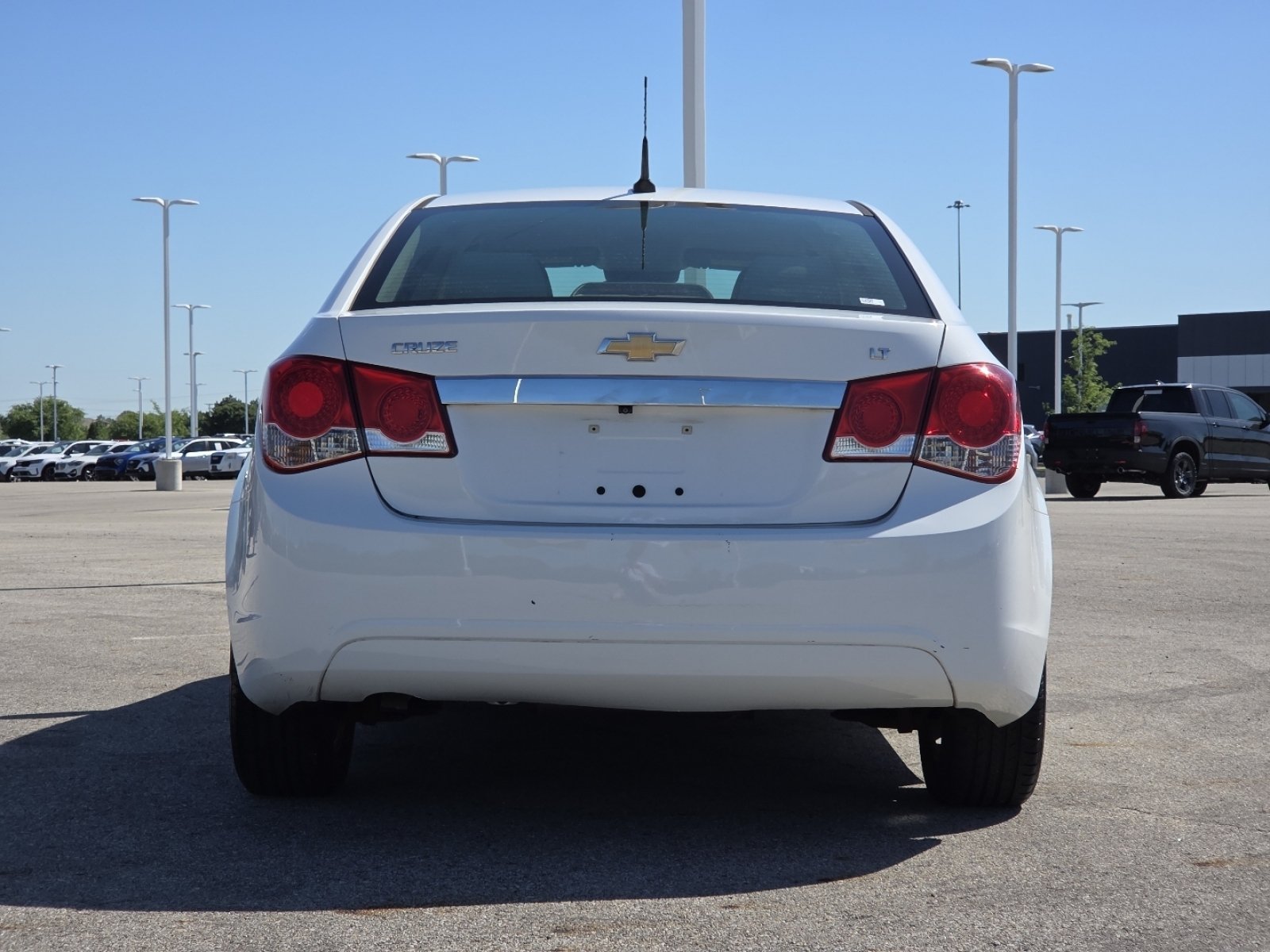Used 2014 Chevrolet Cruze LT FWD image 14
