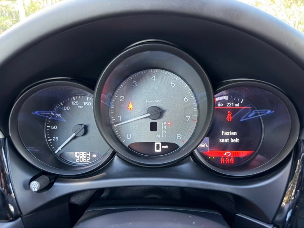 Certified 2025 Porsche Macan S AWD/4WD image 9