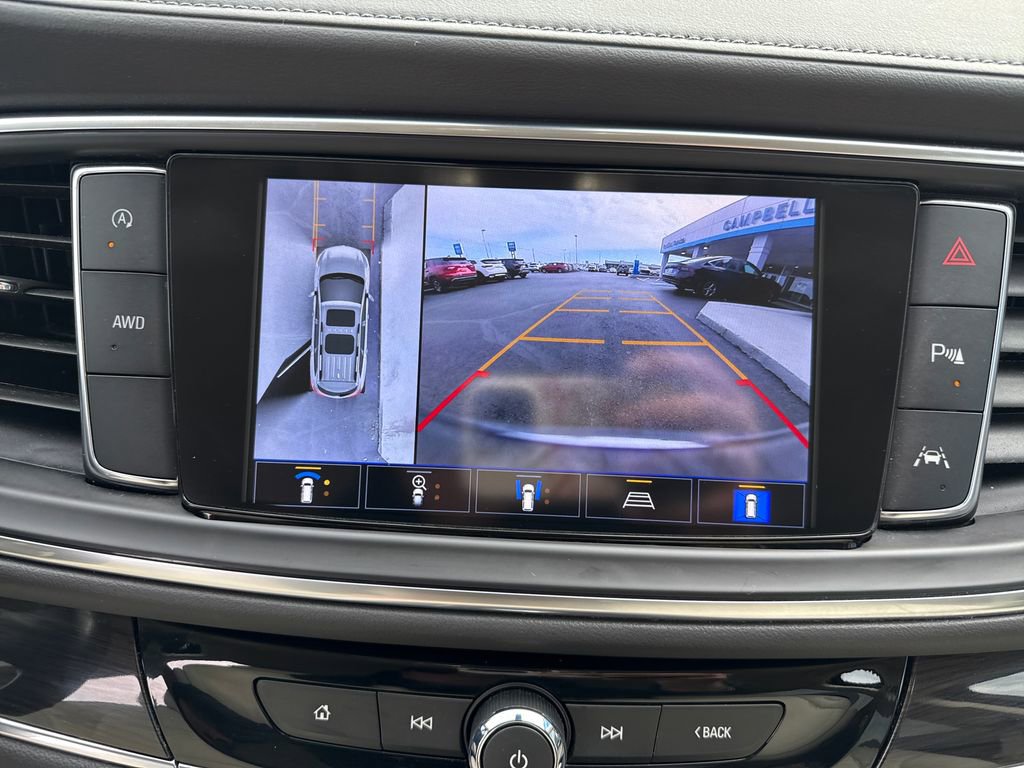 Used 2024 Buick Enclave Essence w/ LPO, Touring Package image 24