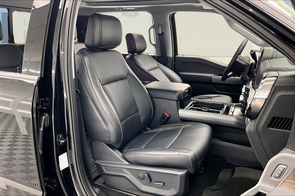 New 2026 Ford F250 Lariat w/ Lariat Premium Package image 11