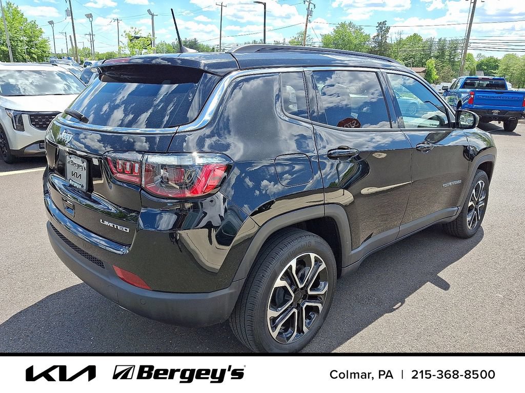 Used 2023 Jeep Compass Limited AWD/4WD image 5