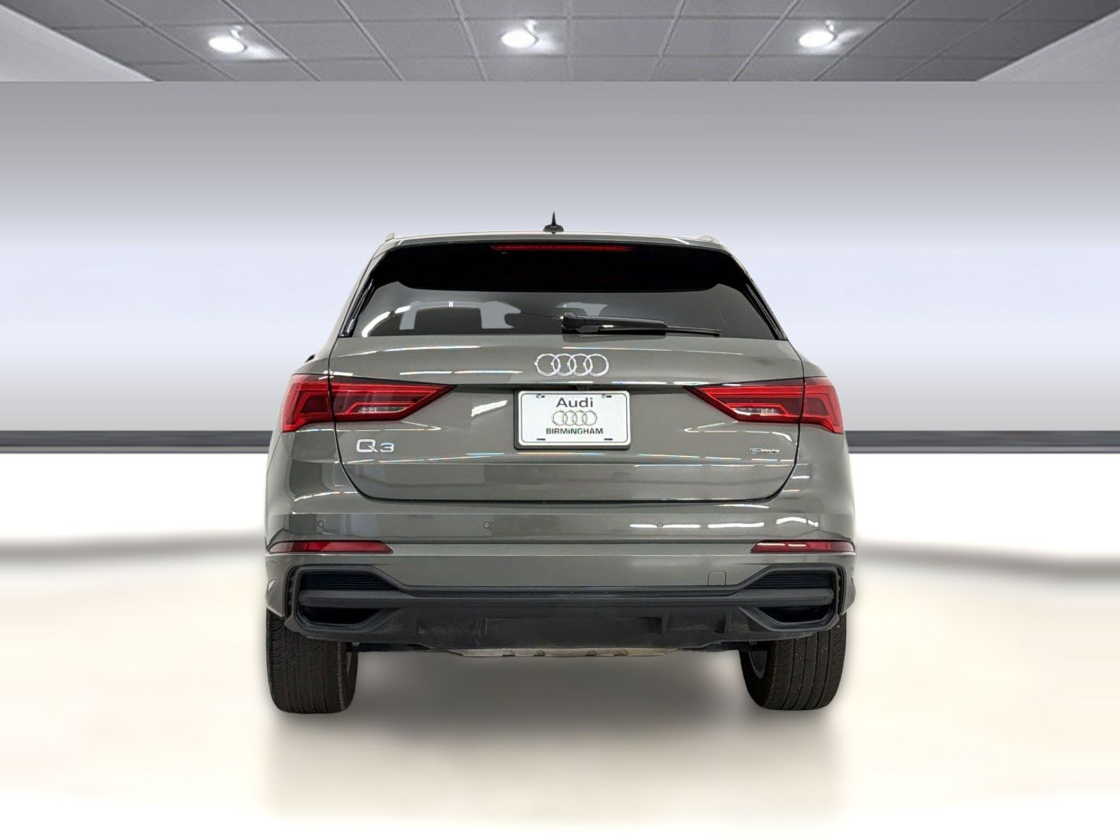 Certified 2025 Audi Q3 2.0T Premium w/ Convenience Package AWD/4WD image 10