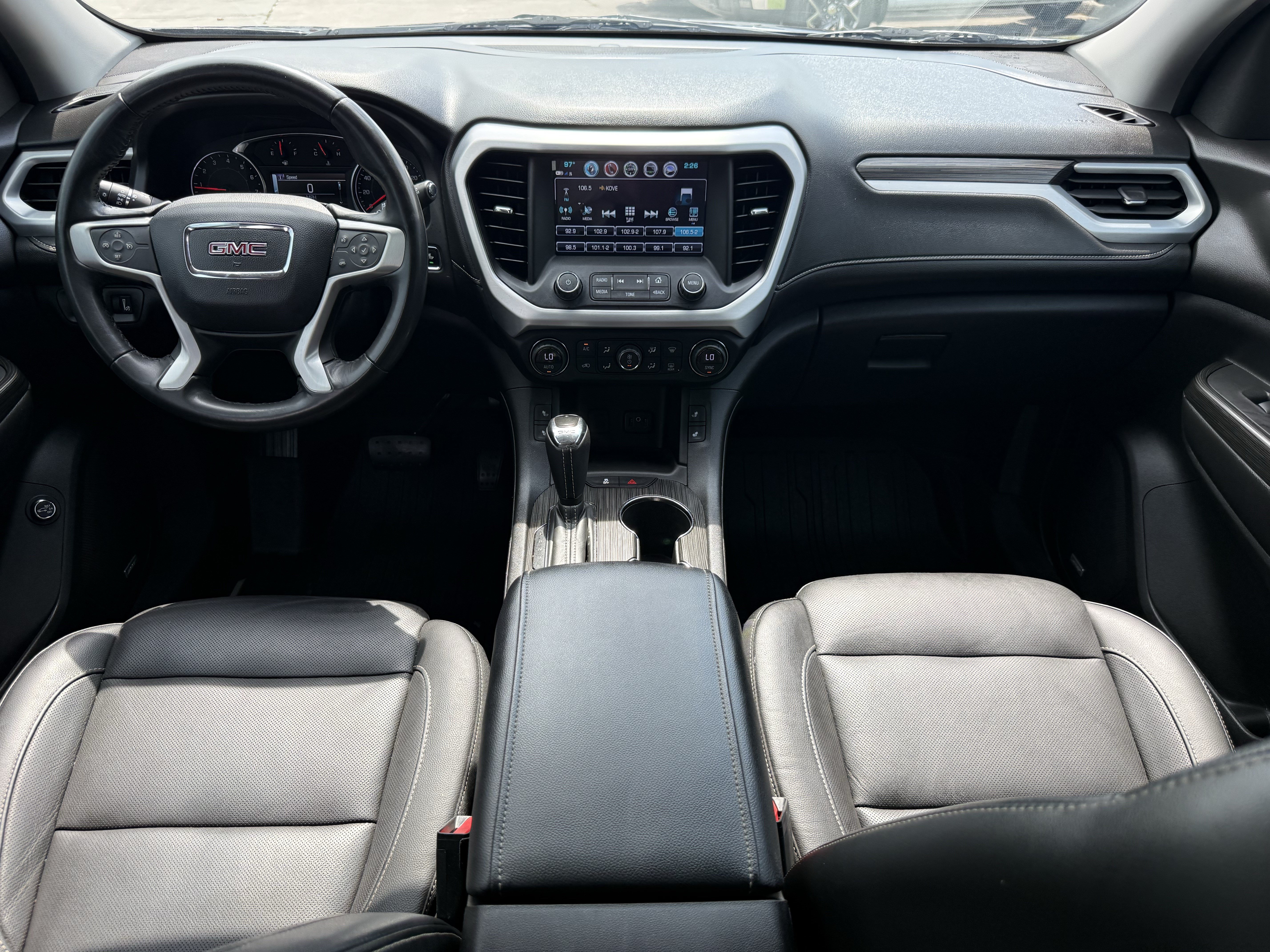 Used 2019 GMC Acadia SLT w/ LPO, Floor Liner Package FWD image 13