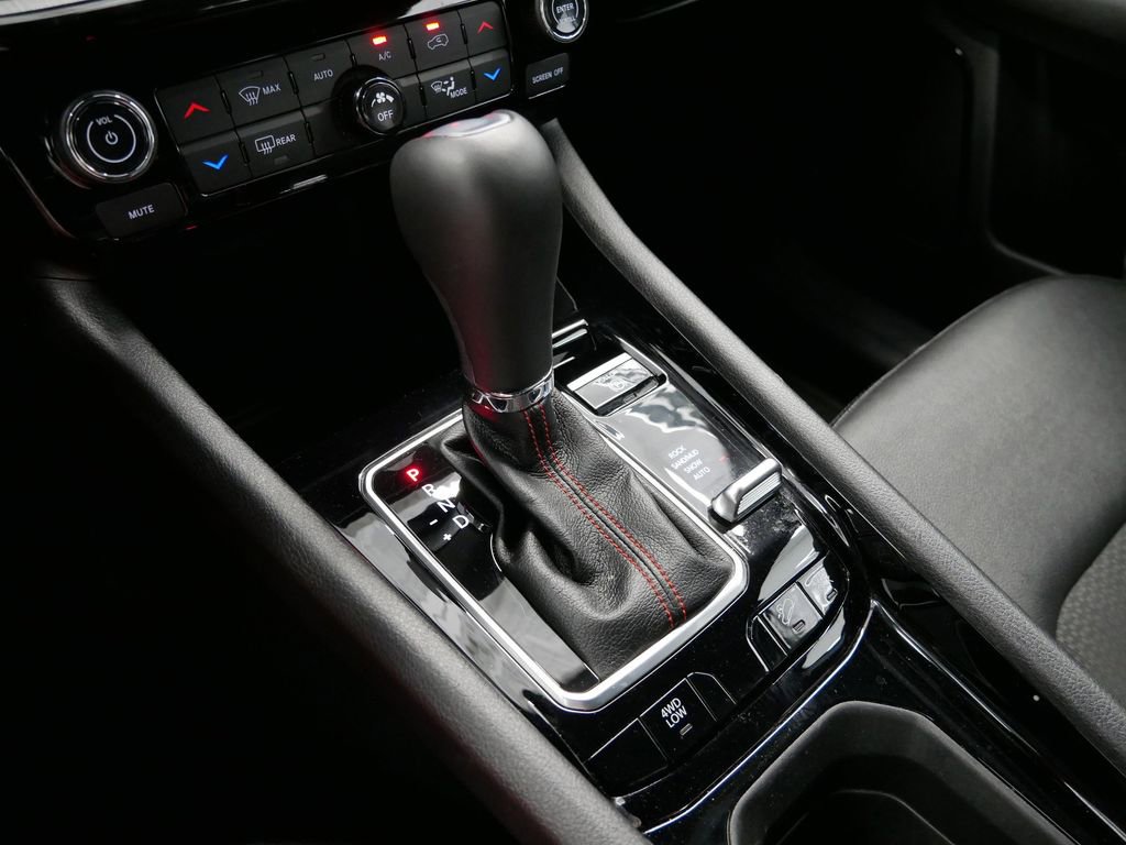 Certified 2024 Jeep Compass Trailhawk image 37