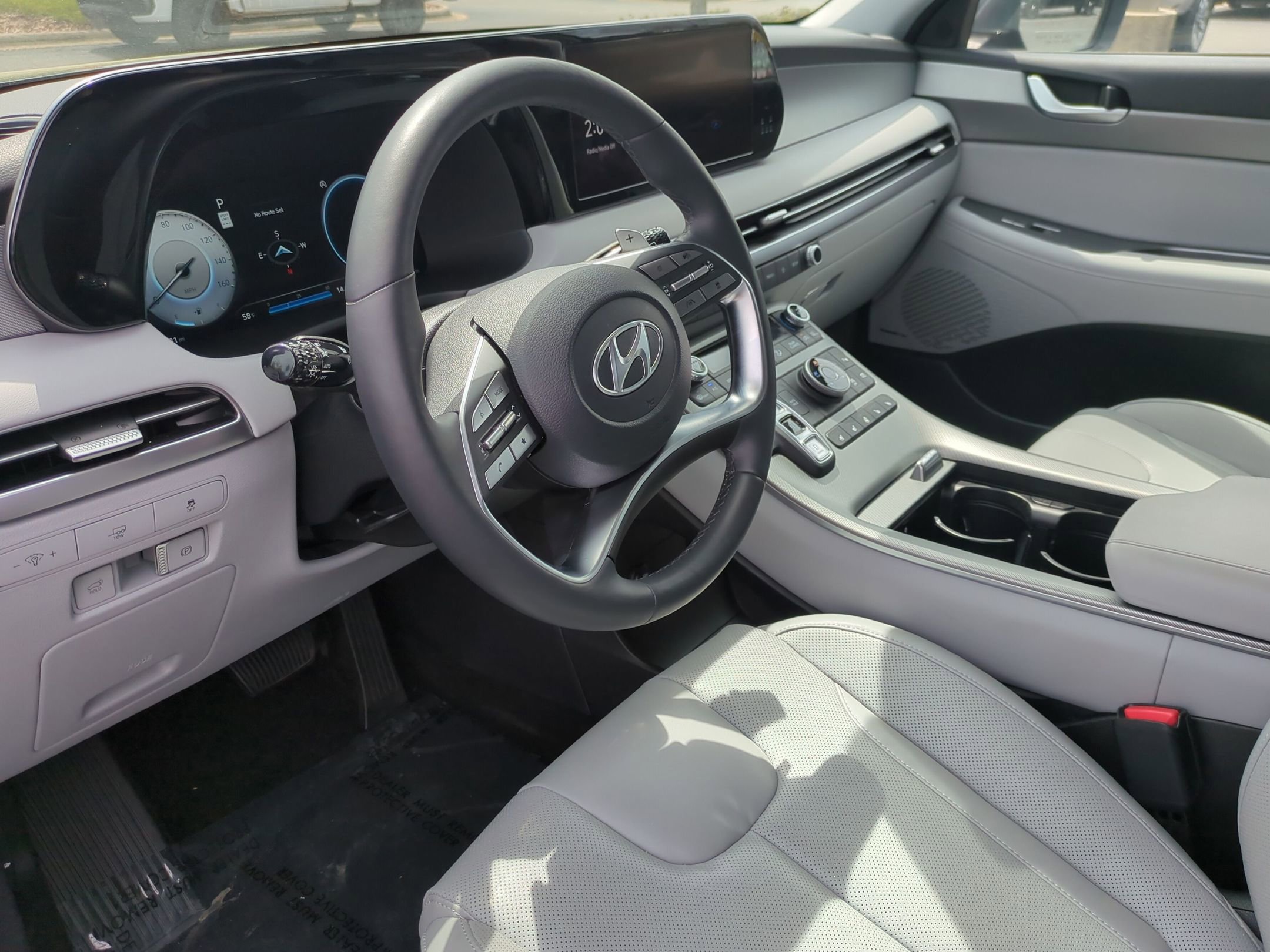 Used 2023 Hyundai Palisade SEL w/ Premium Package image 19