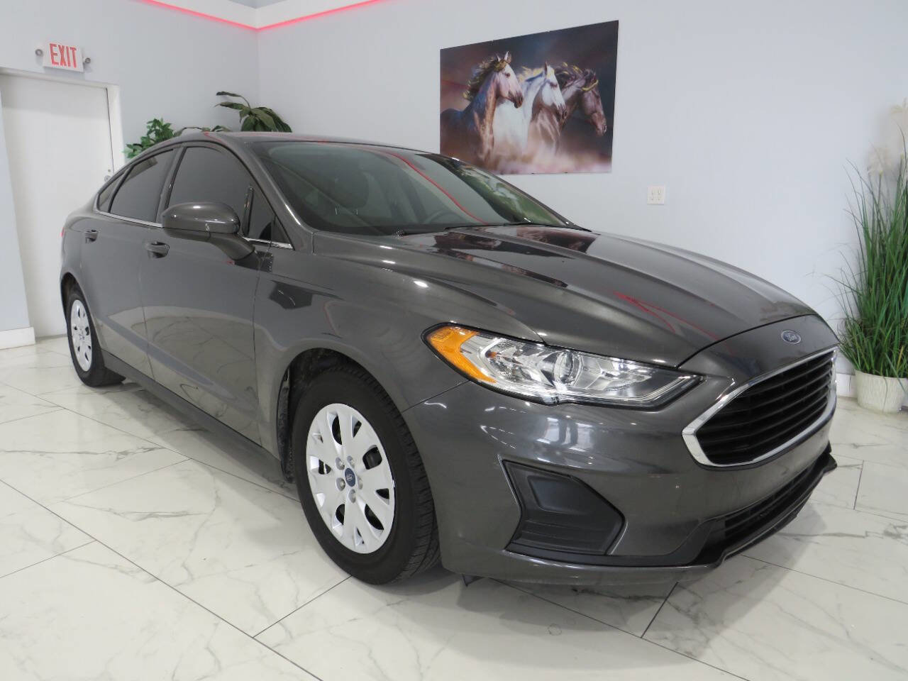 Used 2020 Ford Fusion S image 2