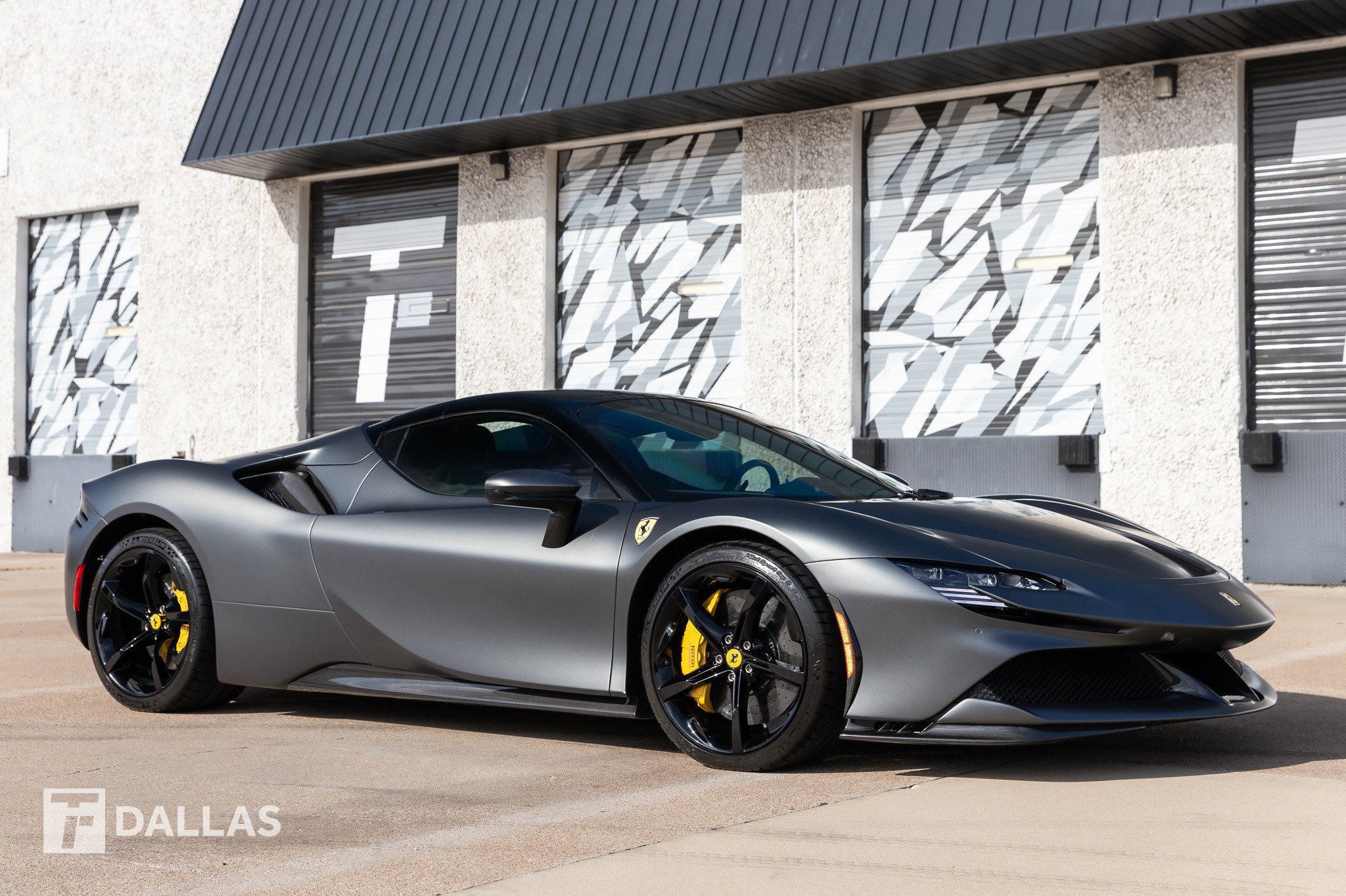 Used 2025 Ferrari SF90 Spider Spider image 22