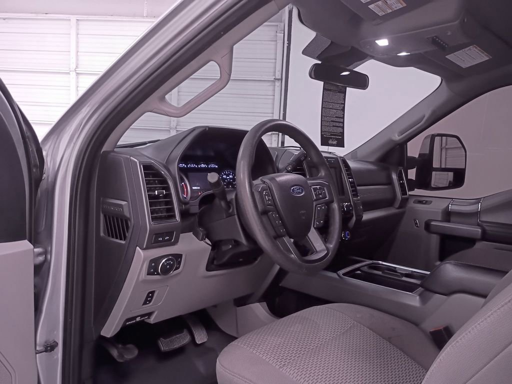 Used 2020 Ford F250 XLT w/ XLT Premium Package image 10