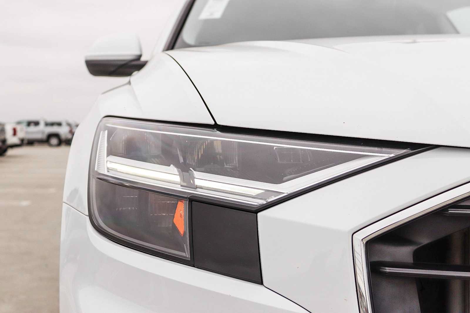 Used 2022 Audi Q8 Premium Plus w/ Premium Plus Package AWD/4WD image 9