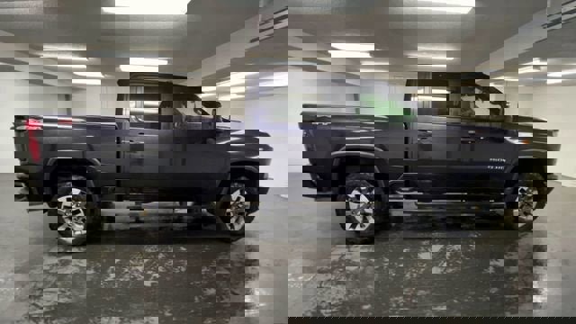 Certified 2024 Chevrolet Silverado 2500 Custom w/ Custom Value Package image 9