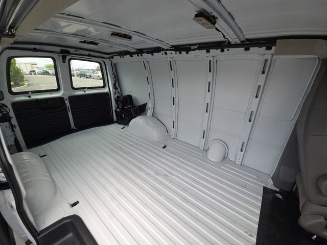 New 2025 Chevrolet Express 3500 w/ Driver Convenience Package RWD image 29