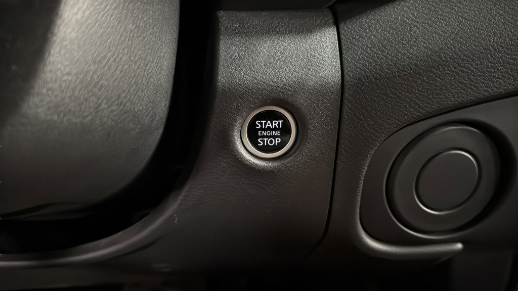 Used 2023 Nissan Frontier SV w/ SV Convenience Package image 31