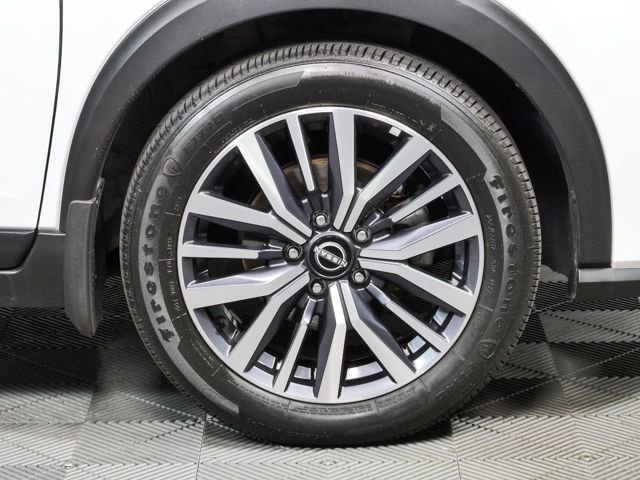 Used 2024 Nissan Kicks SV FWD image 14